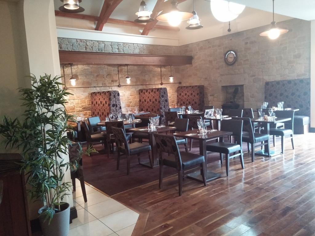 Meath Arms Country Inn Aughrim Eksteriør bilde