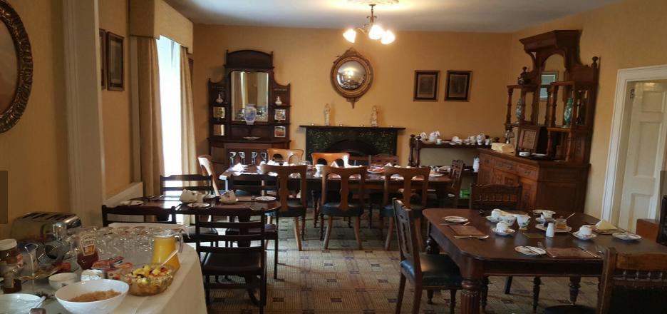 Meath Arms Country Inn Aughrim Eksteriør bilde